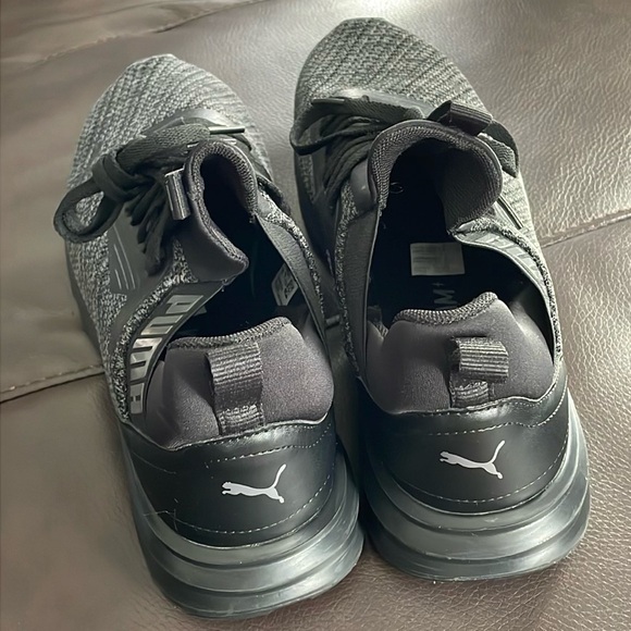 Men’s Puma Running Shoe - Picture 3 of 5